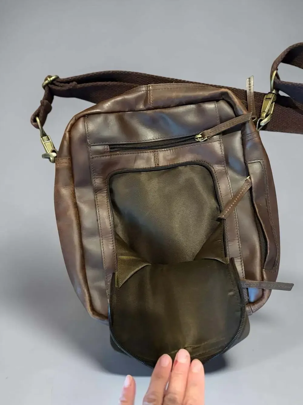 Mens Genuine Leather Multi-Zipper Pocket Crossbody Shoulder Bag